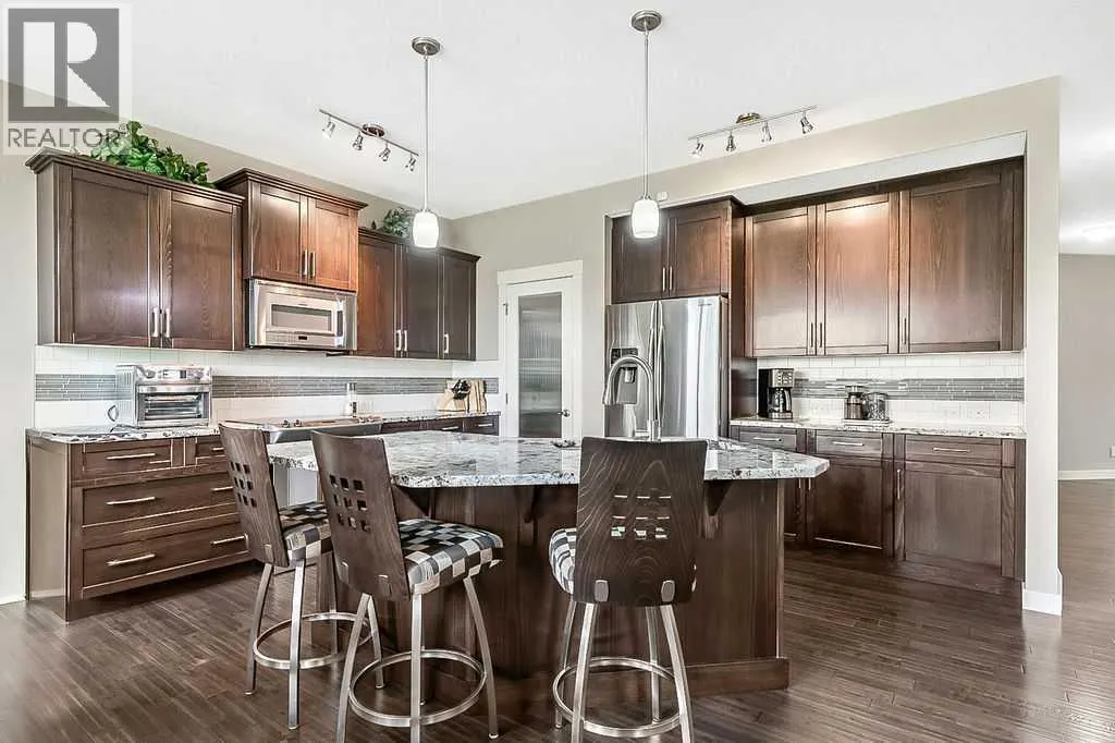 128 Drake Landing Terrace