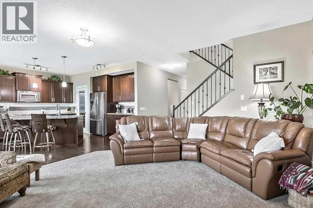 128 Drake Landing Terrace