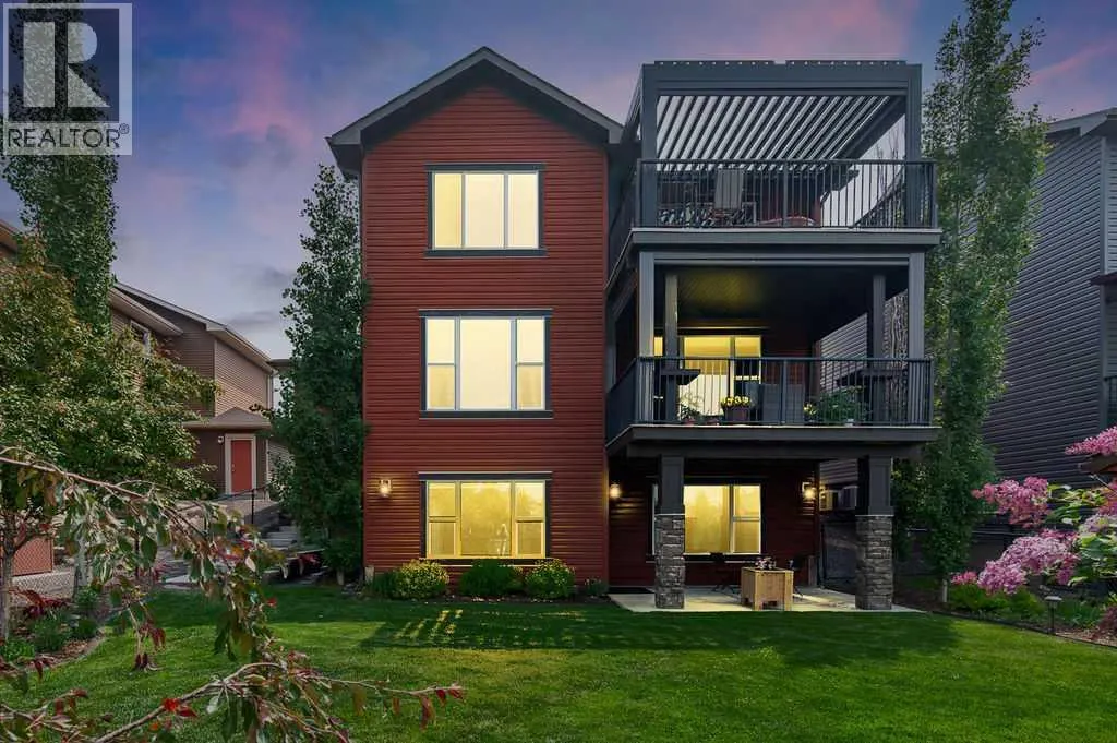 128 Drake Landing Terrace