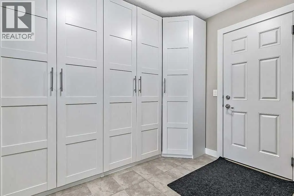 128 Drake Landing Terrace