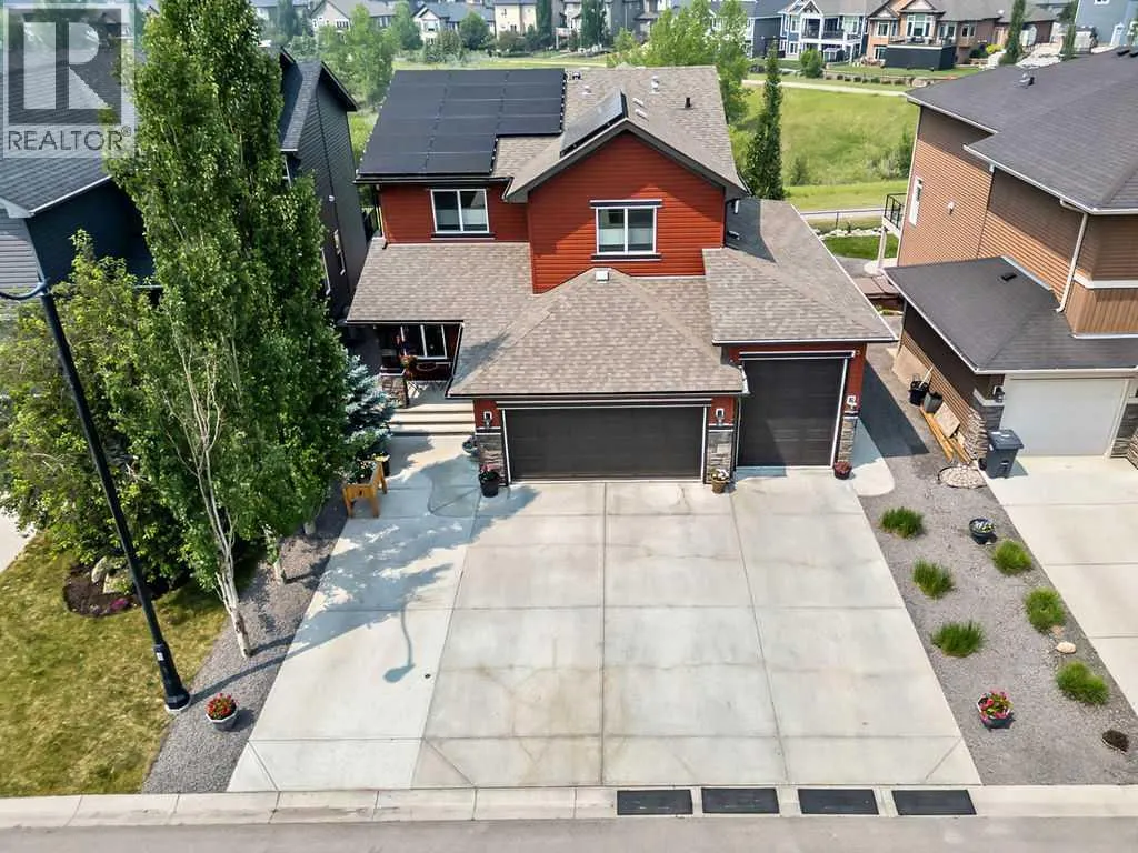 128 Drake Landing Terrace