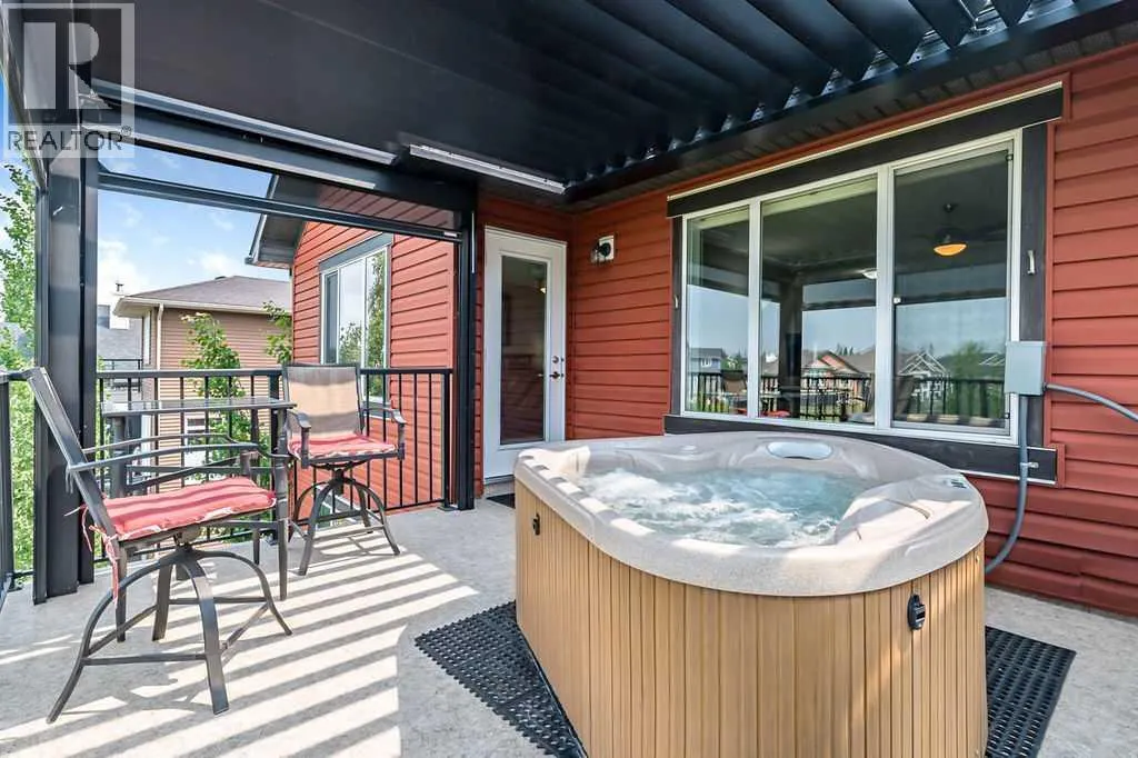 128 Drake Landing Terrace