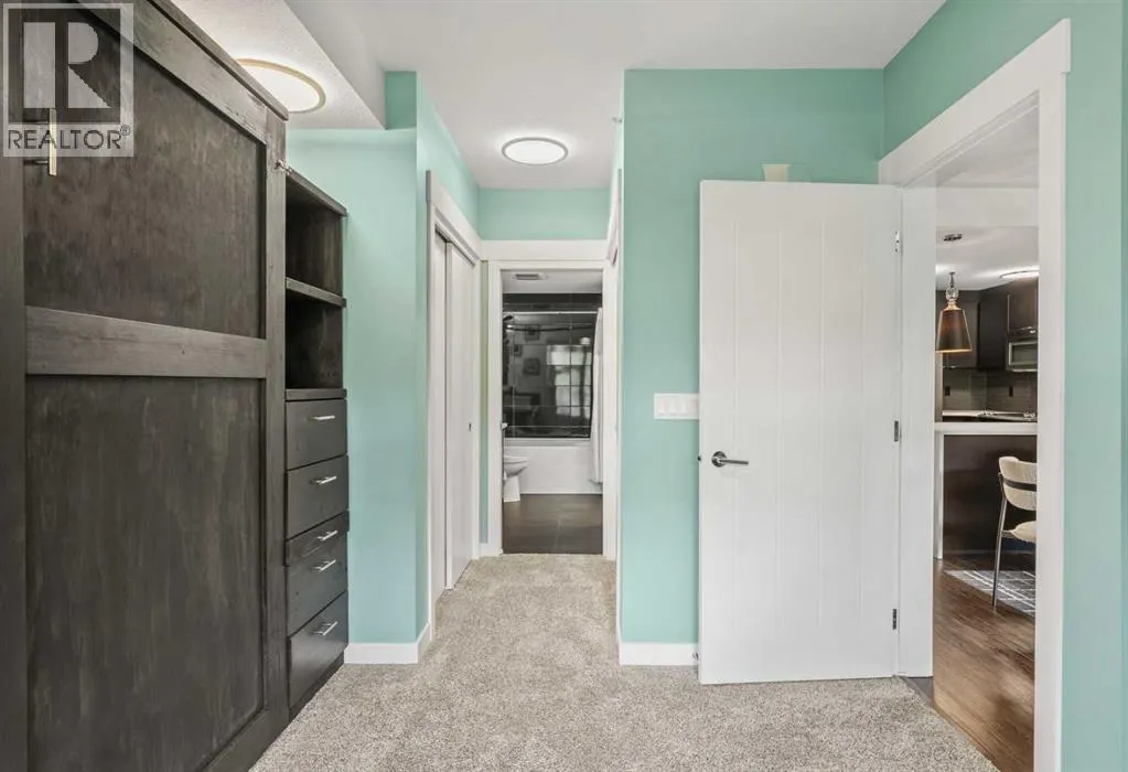 311, 15 Aspenmont Heights SW