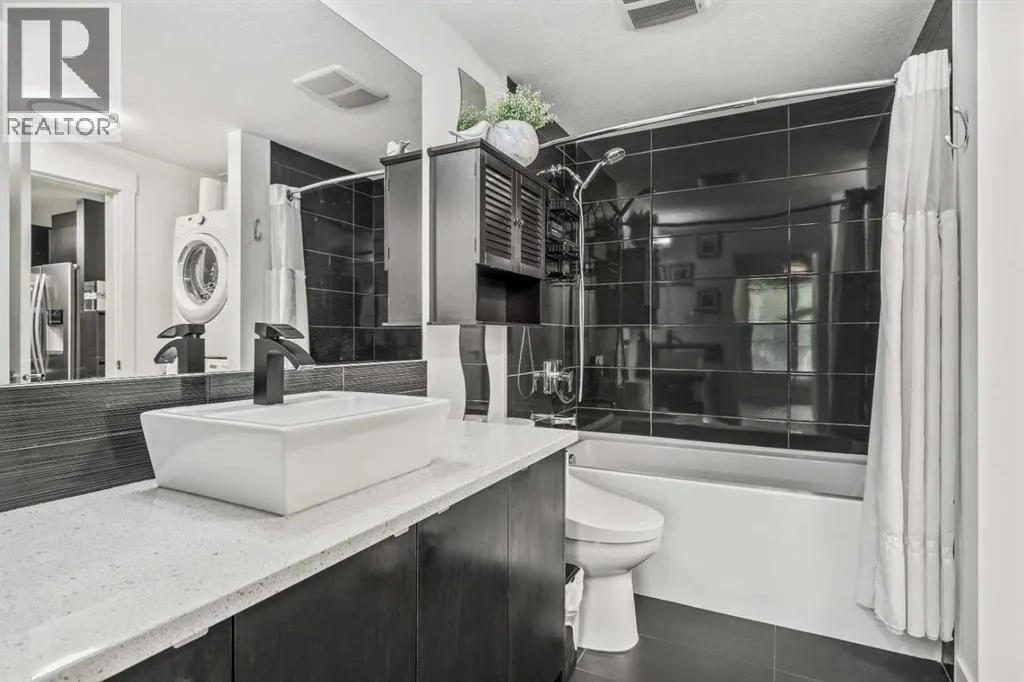 311, 15 Aspenmont Heights SW