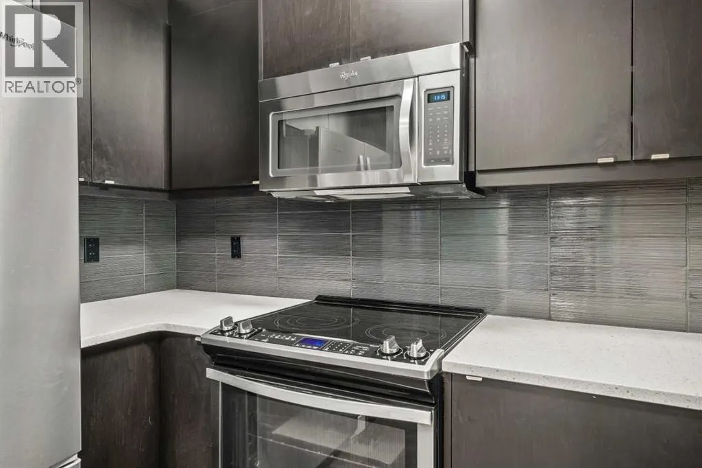 311, 15 Aspenmont Heights SW
