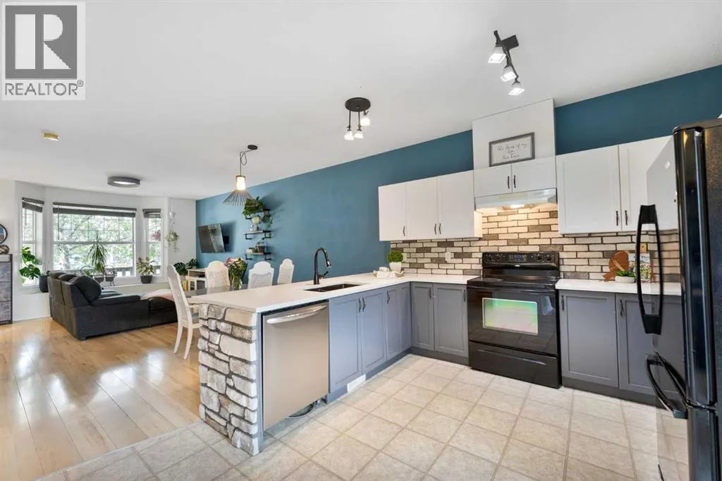 106, 2006 Luxstone Boulevard