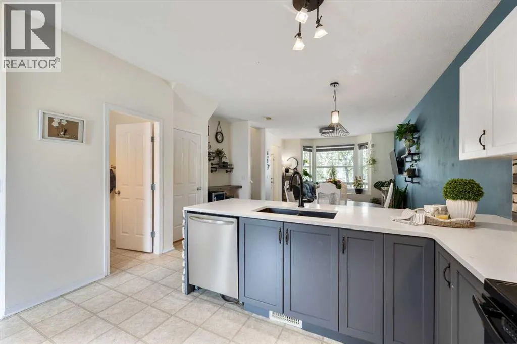 106, 2006 Luxstone Boulevard