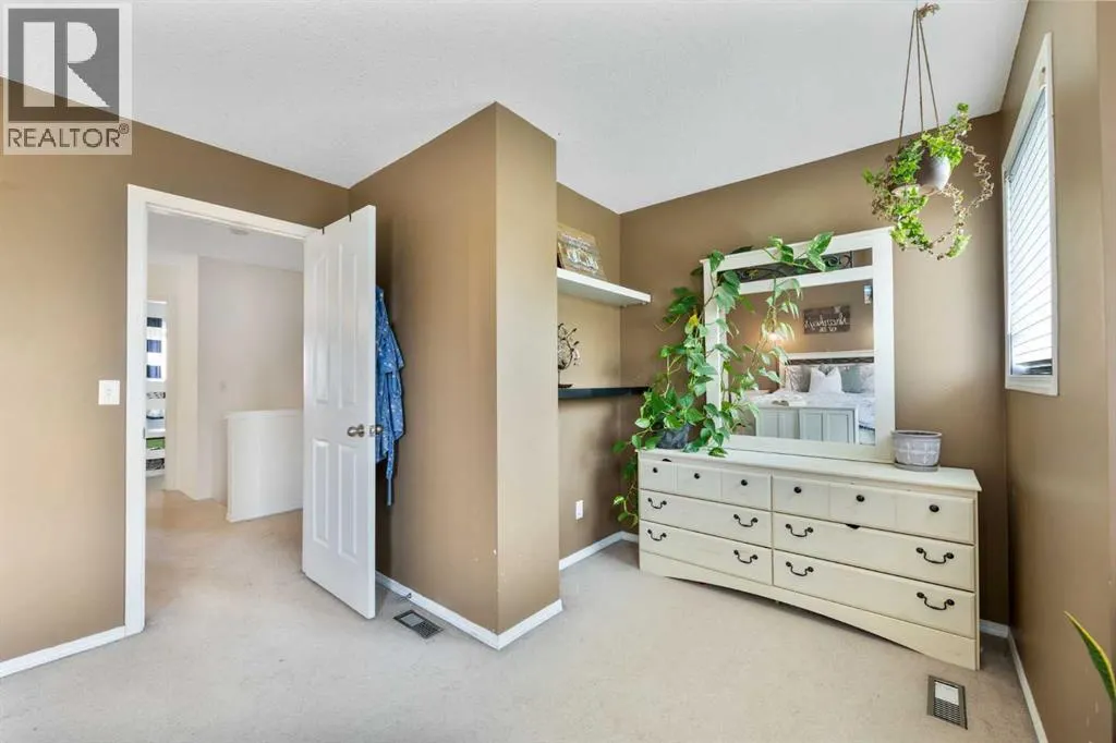 106, 2006 Luxstone Boulevard