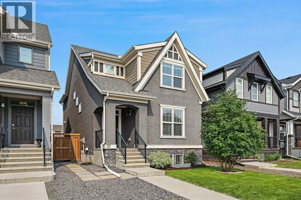 37 Masters Street SE