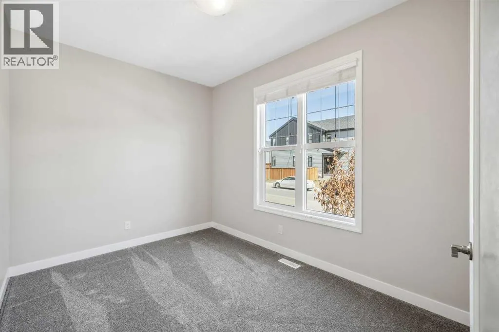 37 Masters Street SE