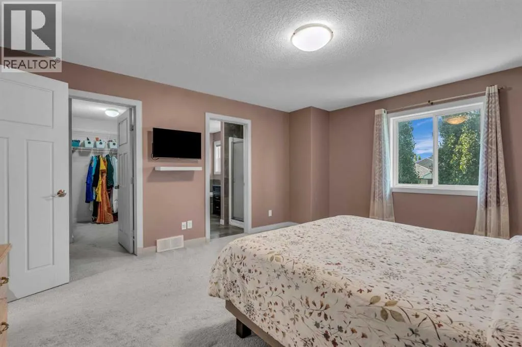 30 Everhollow Green SW