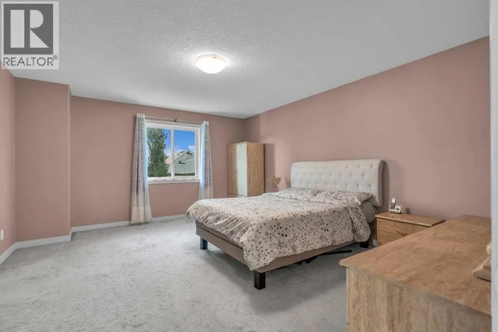 30 Everhollow Green SW