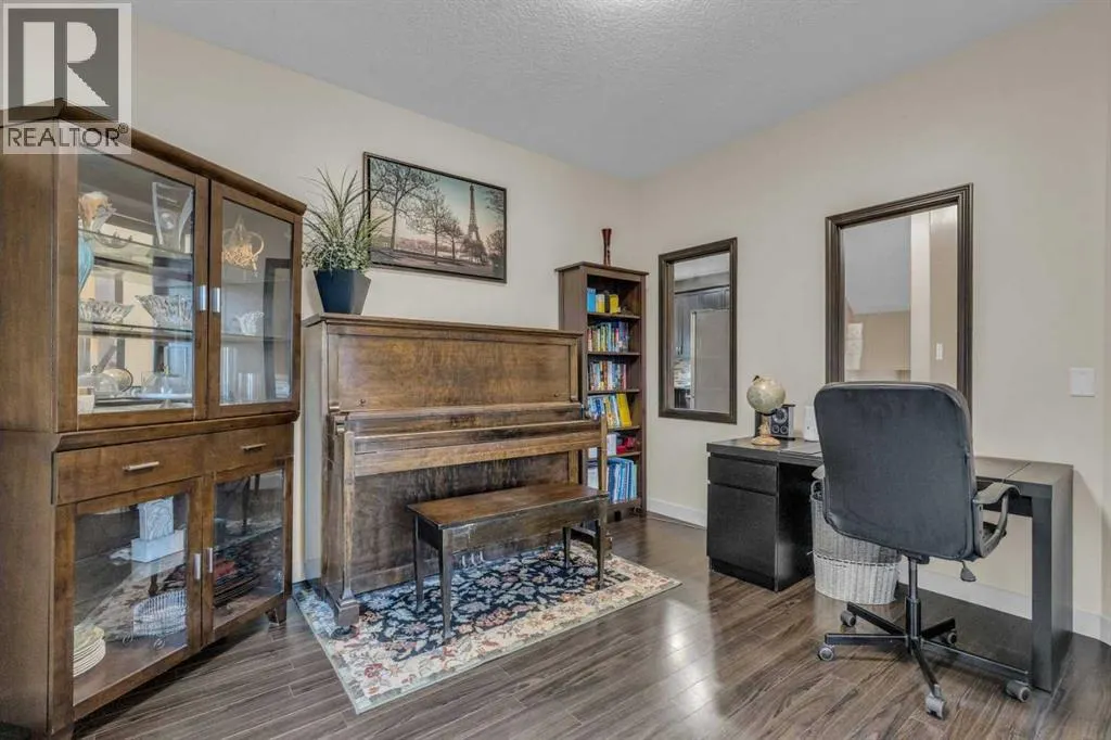 30 Everhollow Green SW