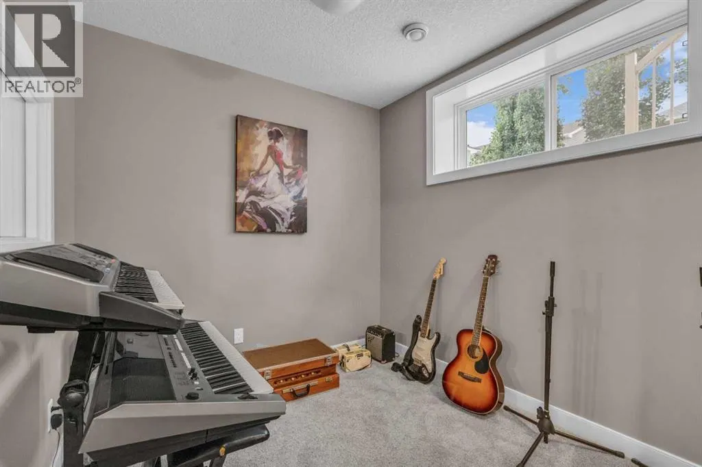 30 Everhollow Green SW