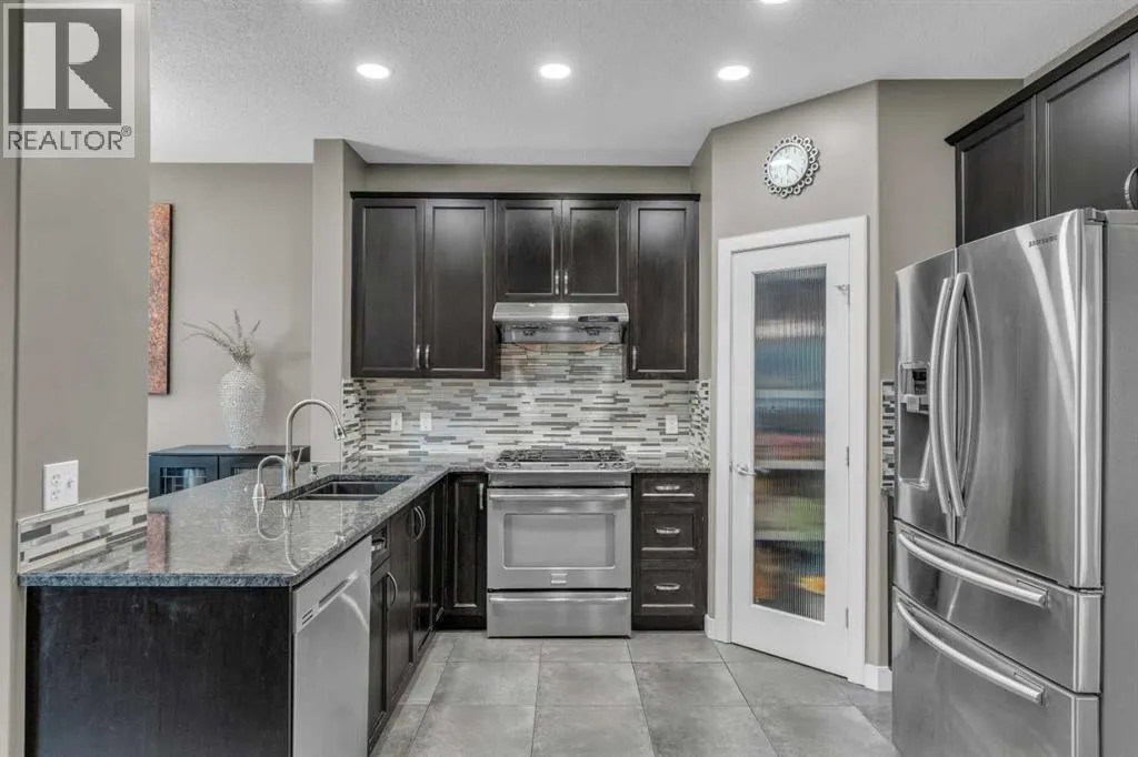 30 Everhollow Green SW