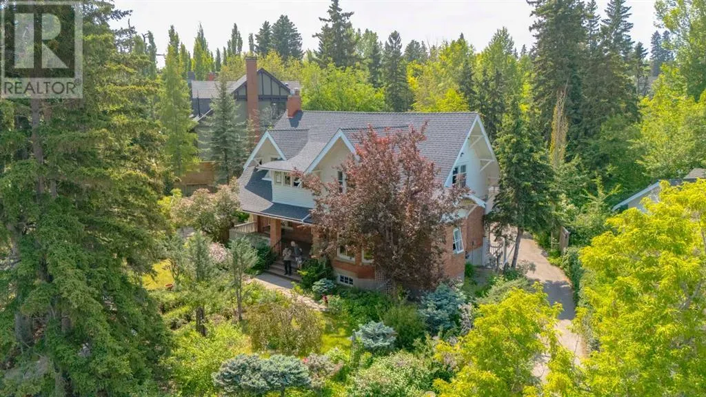 2209 Carleton Street SW