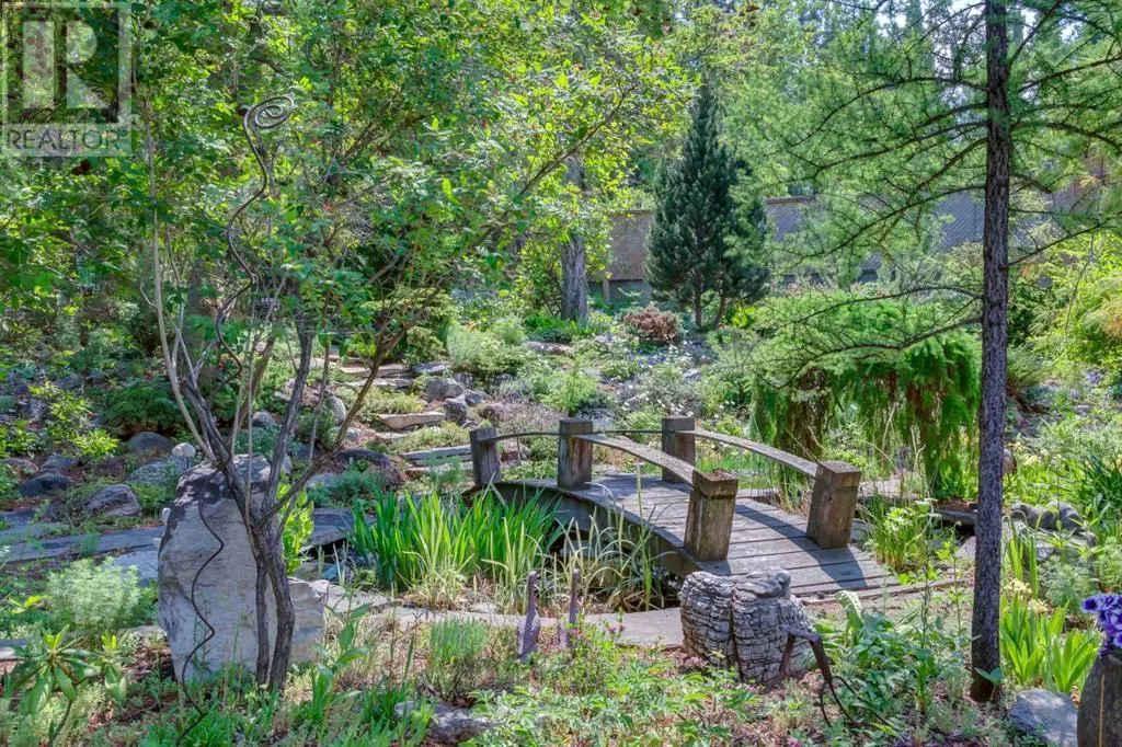 2209 Carleton Street SW