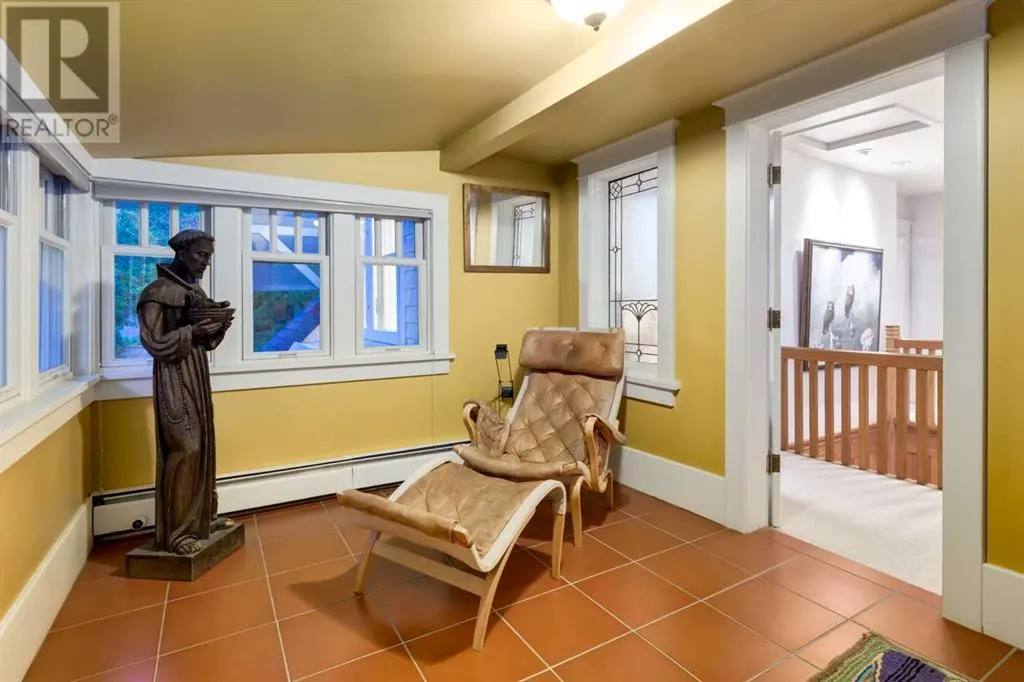 2209 Carleton Street SW