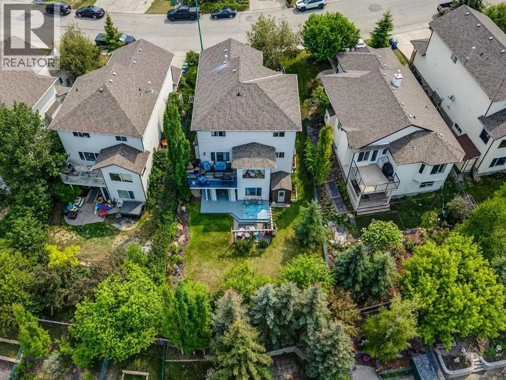 16 Bow Ridge Drive