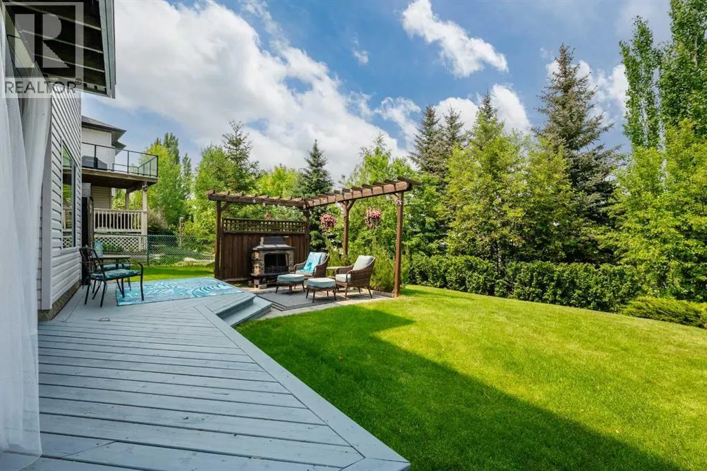 16 Bow Ridge Drive