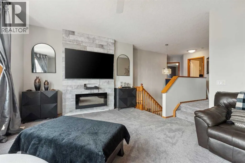 16 Bow Ridge Drive