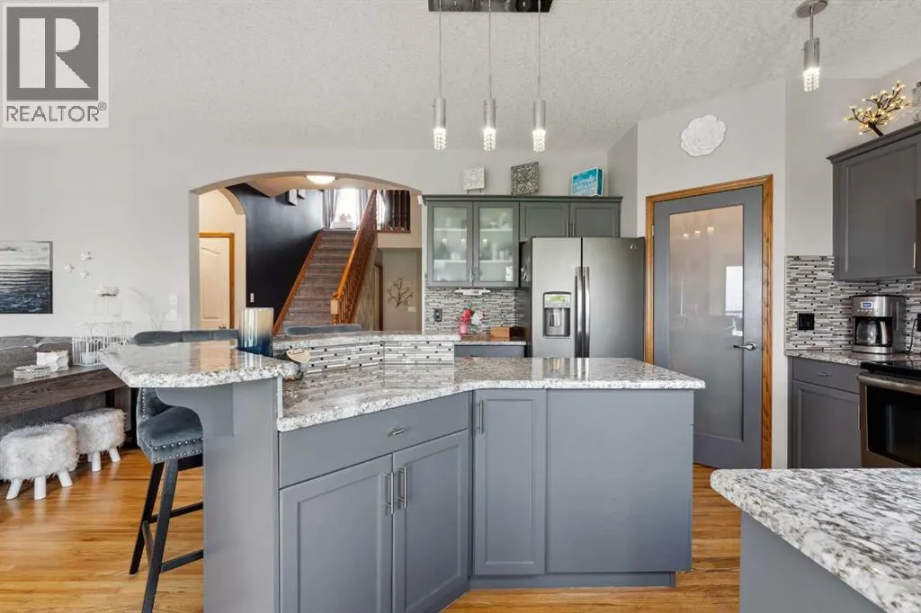 16 Bow Ridge Drive