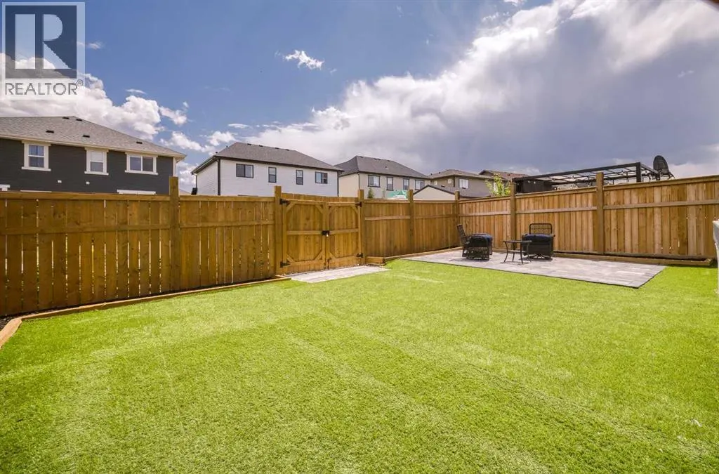 53 Magnolia Terrace SE