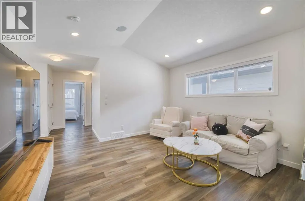 53 Magnolia Terrace SE