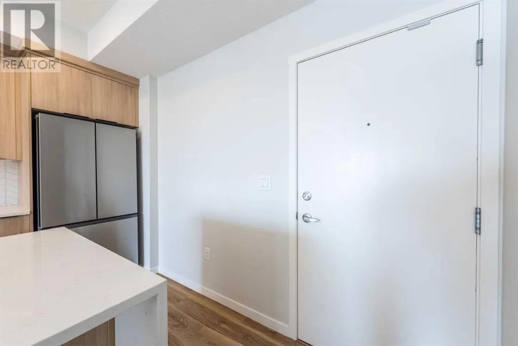 2401, 220 Seton Grove SE