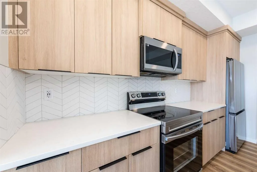 2401, 220 Seton Grove SE