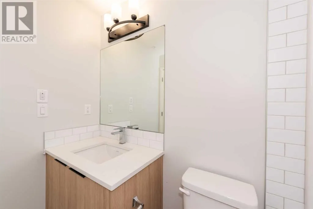 2401, 220 Seton Grove SE
