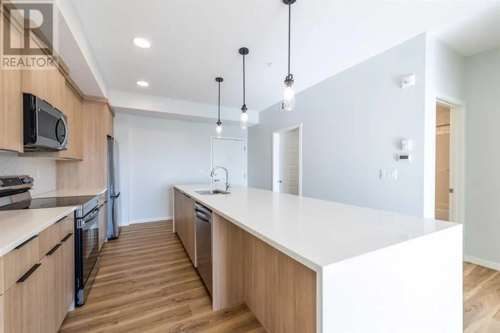 2401, 220 Seton Grove SE
