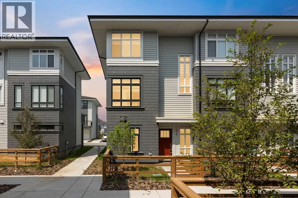 519, 857 Belmont Drive SW
