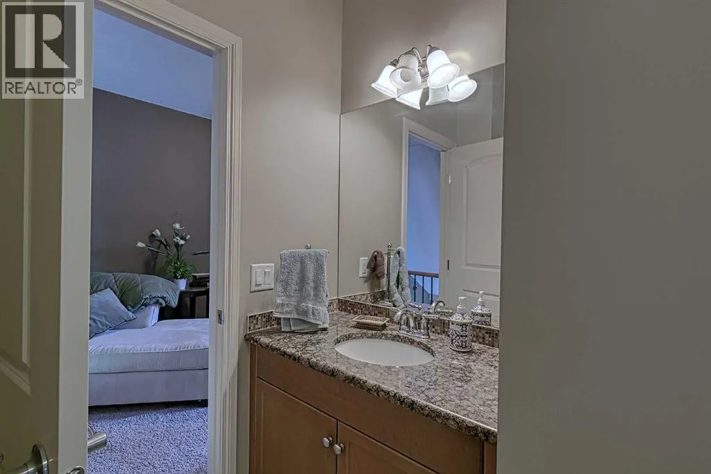 223 Sunset Square