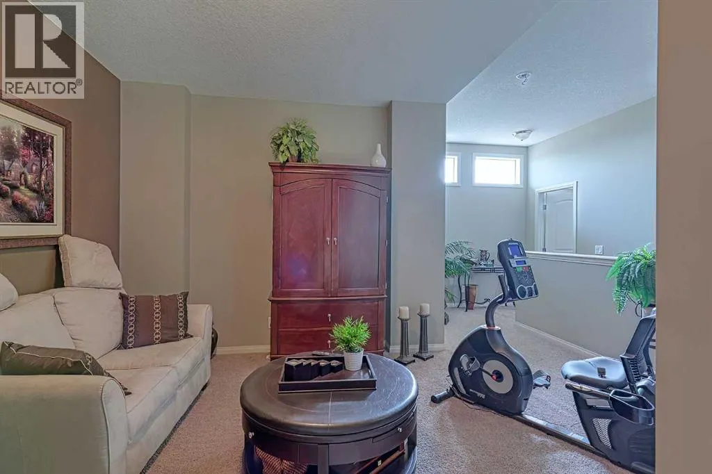 223 Sunset Square
