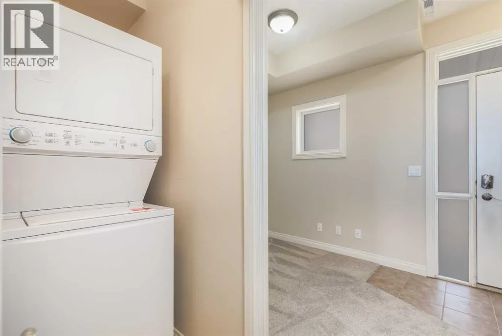 16, 181 Rockyledge View NW