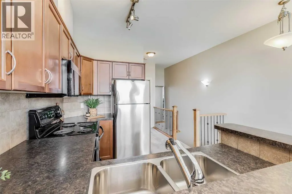 16, 181 Rockyledge View NW