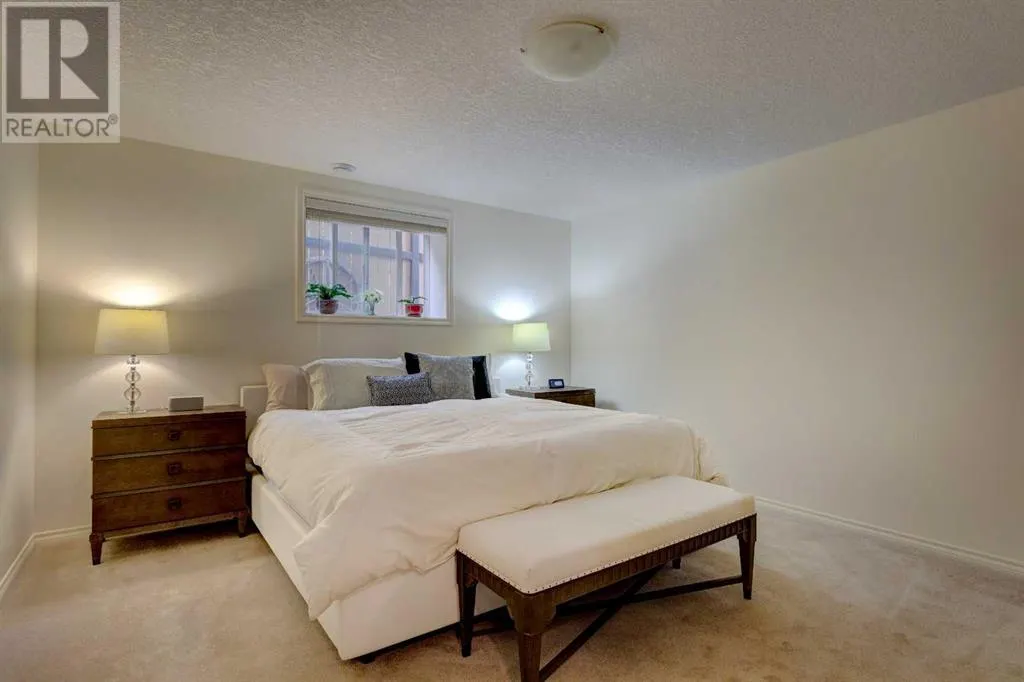 2 Cranridge Heights SE