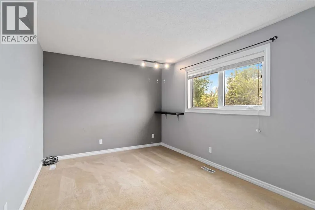577 Timberline Drive
