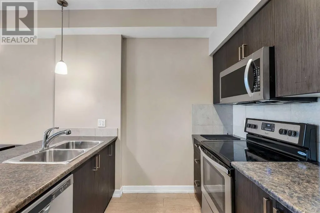 311, 117 Copperpond Common SE