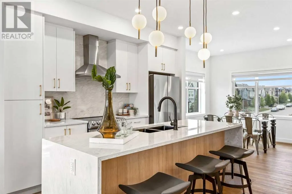 86, 903 Mahogany Boulevard SE