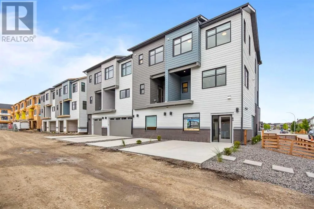 86, 903 Mahogany Boulevard SE
