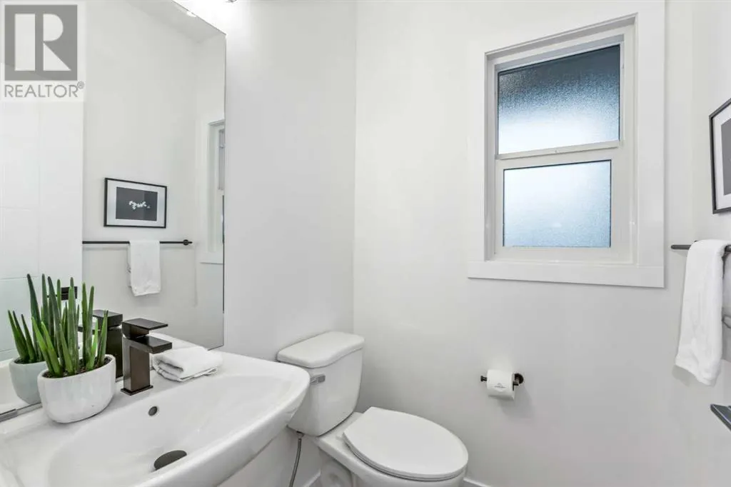 86, 903 Mahogany Boulevard SE