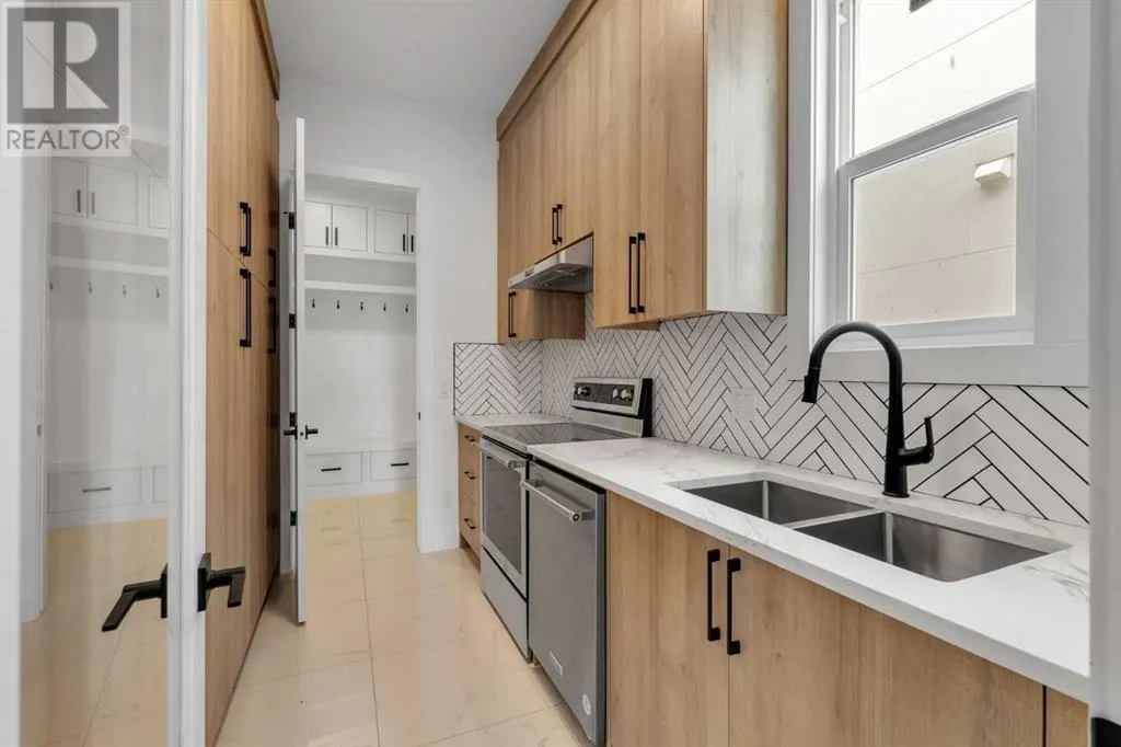 223 Kinniburgh Loop