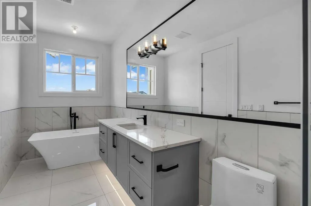 223 Kinniburgh Loop