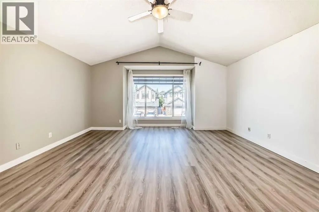 301 Brightonstone Green SE