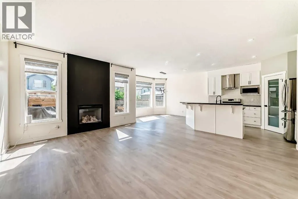 301 Brightonstone Green SE
