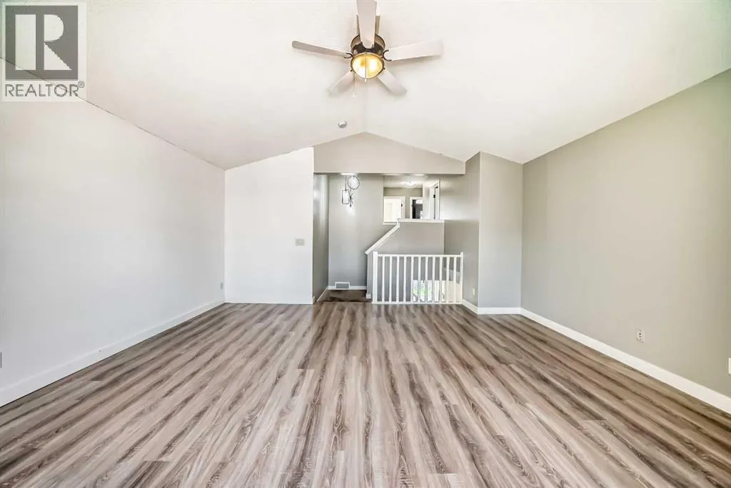 301 Brightonstone Green SE
