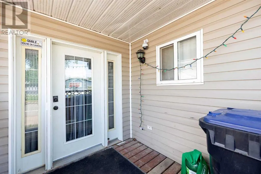 216 Grenfell Crescent