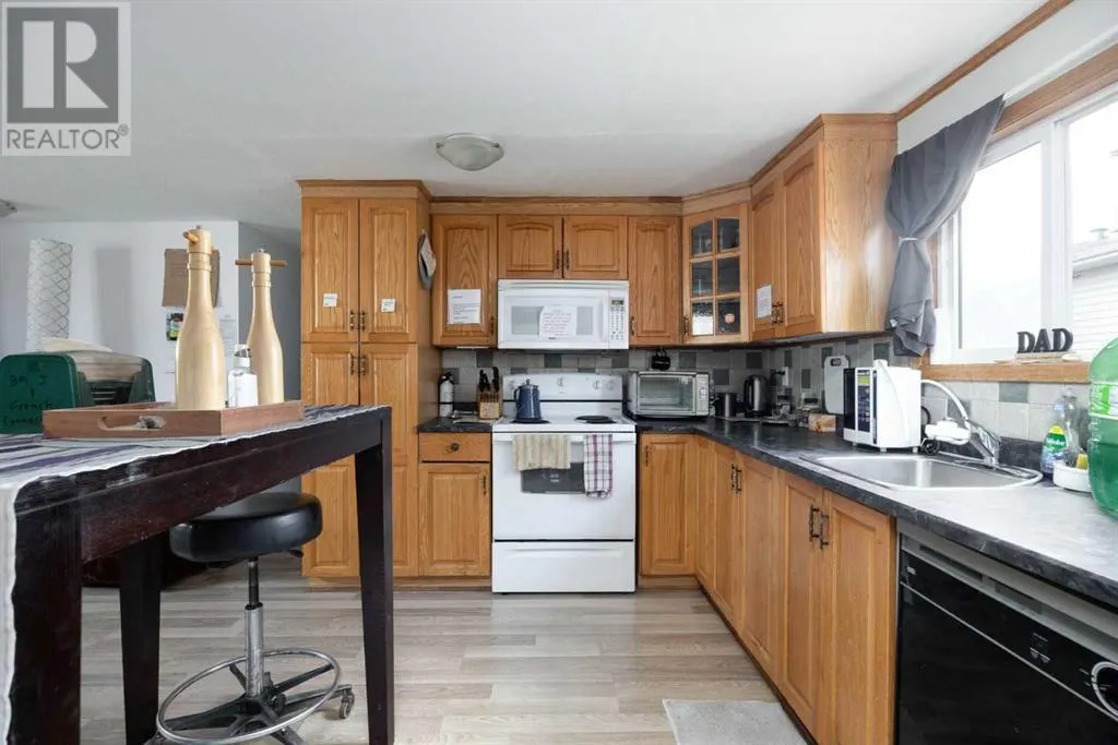216 Grenfell Crescent